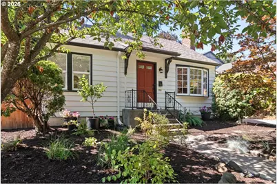 1726 SE Reedway St, Portland, OR 97202 - Photo 1