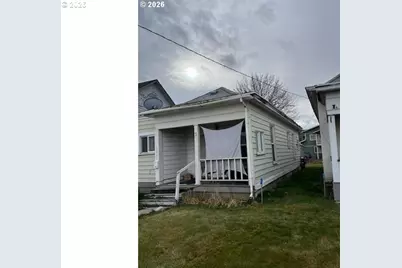 1906 1/2 Adams Ave, La Grande, OR 97850 - Photo 2