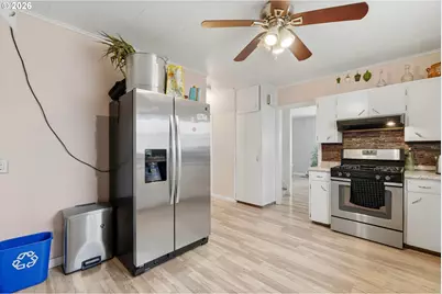 2345 NE Division St, Gresham, OR 97030 - Photo 18