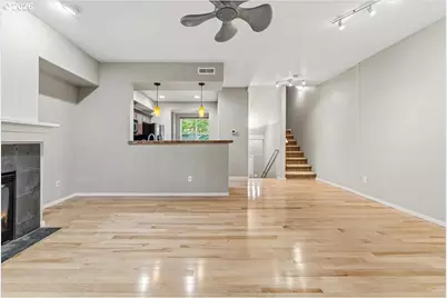2137 NE Sheffield Ave, Hillsboro, OR 97006 - Photo 10