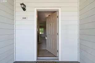 15058 NW Central Dr, Portland, OR 97229 - Photo 2