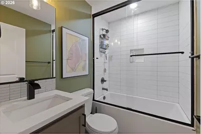 8838 N Drummond Ave, Portland, OR 97217 - Photo 18