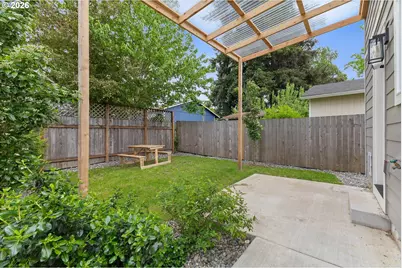 8838 N Drummond Ave, Portland, OR 97217 - Photo 4