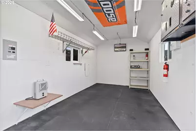 61076 Manhae Loop, Bend, OR 97702 - Photo 42