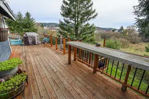 281 W Fourth St, Coquille, OR 97423 - Photo 34