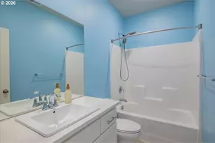 315 Cypress St, Mount Angel, OR 97362 - Photo 32