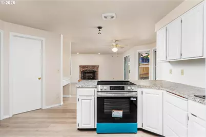 22491 Clark St, West Linn, OR 97068 - Photo 12