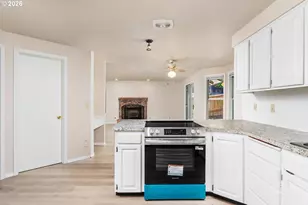 22491 Clark St, West Linn, OR 97068 - Photo 12