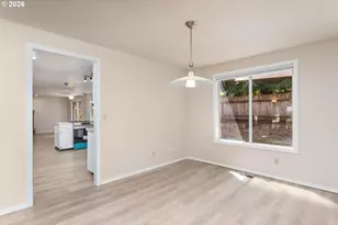 22491 Clark St, West Linn, OR 97068 - Photo 6