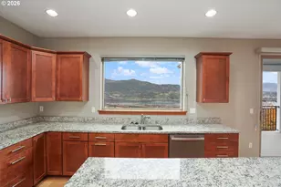 118 Ingram Place, White Salmon, WA 98672 - Photo 22