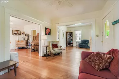 4629 SE 64th Ave, Portland, OR 97206 - Photo 8