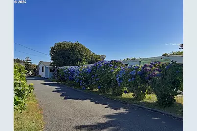 97882 Marks Ln, Brookings, OR 97415 - Photo 42