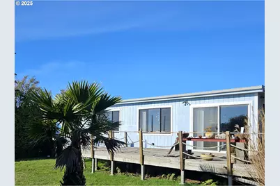 97882 Marks Ln, Brookings, OR 97415 - Photo 2