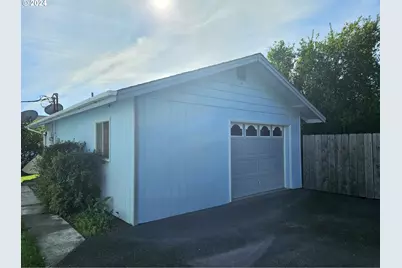 97882 Marks Ln, Brookings, OR 97415 - Photo 38