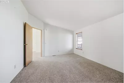 21201 NE 58th St #46, Vancouver, WA 98682 - Photo 12