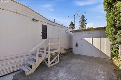 4400 SE Roethe Rd, Milwaukie, OR 97267 - Photo 4
