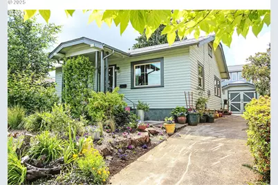 244 NE Buffalo St, Portland, OR 97211 - Photo 1