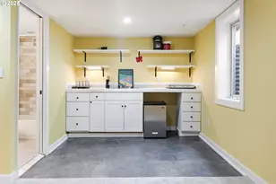 244 NE Buffalo St, Portland, OR 97211 - Photo 18