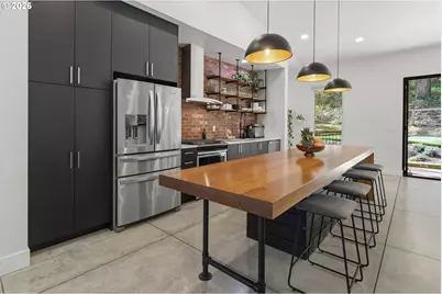 9735 NW Lilac Ct, Portland, OR 97231 - Photo 12