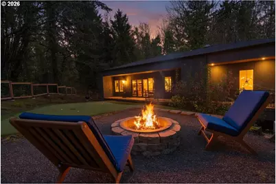 9735 NW Lilac Ct, Portland, OR 97231 - Photo 2