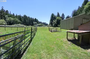 94964 Echo Springs Ln, North Bend, OR 97459 - Photo 36