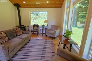 94964 Echo Springs Ln, North Bend, OR 97459 - Photo 18