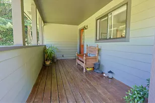 94964 Echo Springs Ln, North Bend, OR 97459 - Photo 8