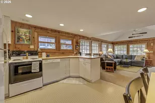 4445 Yamhill Ave, Neskowin, OR 97149 - Photo 10