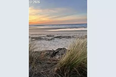 4445 Yamhill Ave, Neskowin, OR 97149 - Photo 36