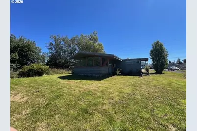 804 Evergreen Dr, Tillamook, OR 97141 - Photo 1