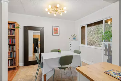 1025 SW Bertha Blvd #3, Portland, OR 97219 - Photo 24