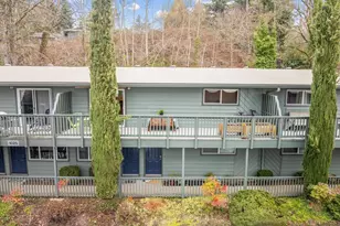 1025 SW Bertha Blvd, Portland, OR 97219 - Photo 36