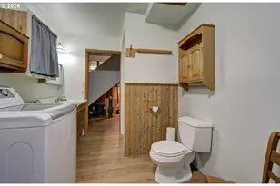 532 NE Curtis Dr, Corbett, OR 97019 - Photo 26