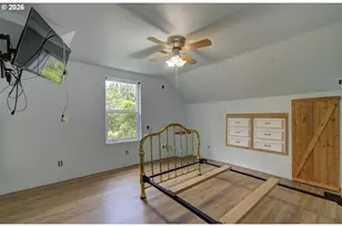 532 NE Curtis Dr, Corbett, OR 97019 - Photo 38