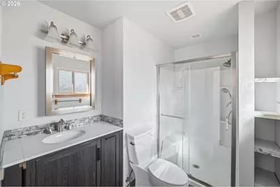 704 Toliver Rd, Molalla, OR 97038 - Photo 22