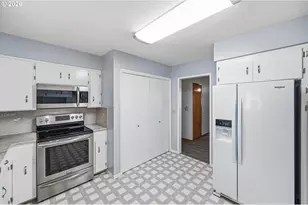 704 Toliver Rd, Molalla, OR 97038 - Photo 14