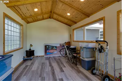 34681 Devonshire Dr, Eugene, OR 97405 - Photo 30