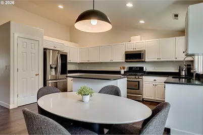 14711 NW 7th Pl, Vancouver, WA 98685 - Photo 12