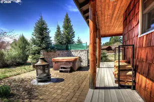 13619 SW Meadow View Dr, Camp Sherman, OR 97730 - Photo 6