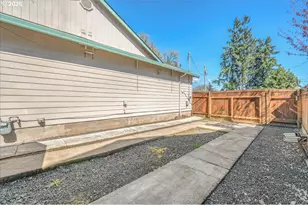 2225 1st St, Columbia City, OR 97018 - Photo 34