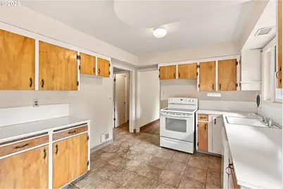 7225 SW 83rd Ave, Portland, OR 97223 - Photo 16