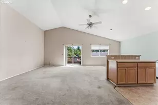 38926 Haskins St, Sandy, OR 97055 - Photo 10