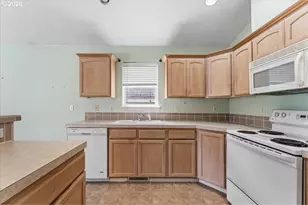 38926 Haskins St, Sandy, OR 97055 - Photo 12