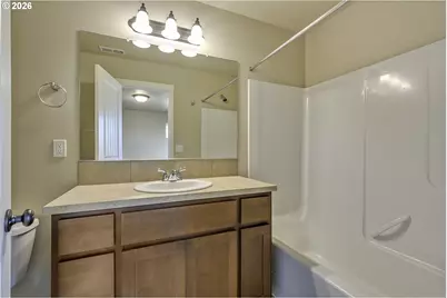 131 NW Connell Ave, Hillsboro, OR 97124 - Photo 24