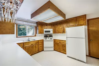 85405 Armstrong Way, Florence, OR 97439 - Photo 14