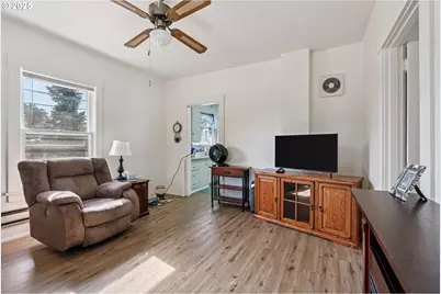 1108 9th St, Hood River, OR 97031 - Photo 22