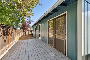 1108 9th St, Hood River, OR 97031 - Photo 32