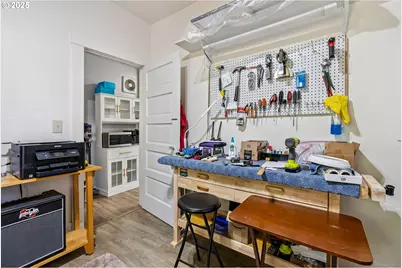 1108 9th St, Hood River, OR 97031 - Photo 28