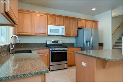 736 N Little Oak St, Newberg, OR 97132 - Photo 20