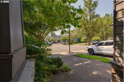 736 N Little Oak St, Newberg, OR 97132 - Photo 2